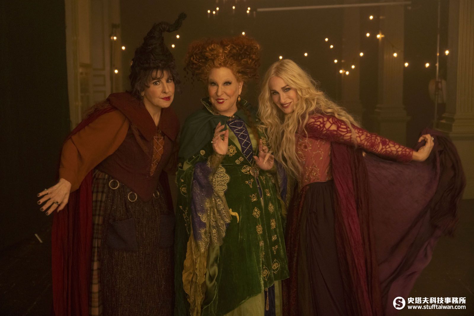 Disney+本週新片：恐怖喜劇《女巫也瘋狂2》、首部韓國戀愛時境秀《粉紅謊言》即將上線– 史塔夫科技事務所