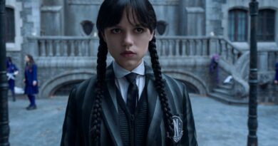 Netflix影集《星期三》第2季邪氣少女再戰奈落學院，這回靈力竟然失控！